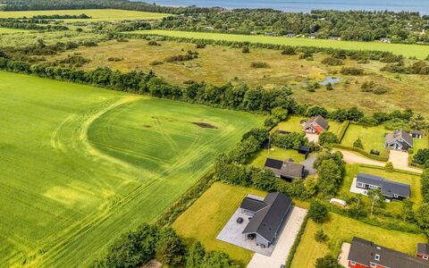 Corina - 850M to the Fjord: Vert, Vue Du Ciel, Paysage, Plaine, Lot Terre, Prairie, Champ, Photographie Aérienne, Zone Rurale, Plantation