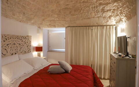 Country Trullo Verde, Wifi, Alberobello: Meubles, Propriété, Bâtiment, Confort, Éclairage, Bois, Textile, Design Intérieur, Cadre De Lit, Cabinetry
