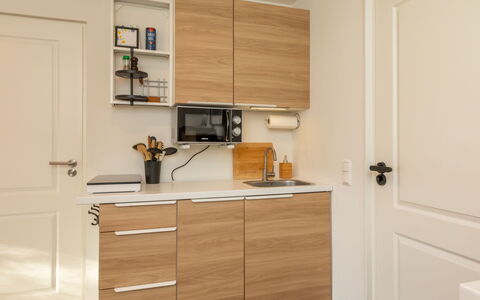 Studio by Luk: Cabinetry, Meubles, Bois, Sol, Comptoir, Placard, Design Intérieur, Sol, Tiroir, Cuisine