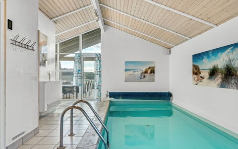 Adrienne - 490M from the Sea: Piscine, Recours, Hôtel, Daylighting, Appartement Penthouse, Villa, Planche