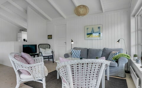 Ljupco - 950M from the Sea: Meubles, Design Intérieur, Sol, Bois, Sol, Plafond, Canapé, Salon, Domicile, Table