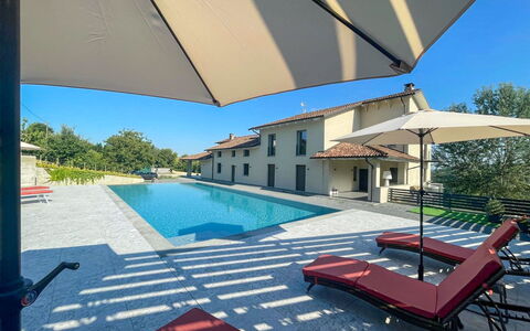 Tenuta Bricco San Giorgio: Zone Résidentielle, Domicile, Maison, Piscine, Biens, Villa, Hacienda, Aménagement Paysager, Ferme, Manoir