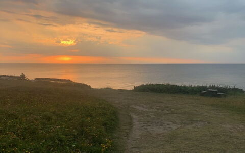 Torbjörn - 100M from the Sea: Ciel, Horizon, Nuage, La Nature, Soleil, Le Coucher Du Soleil, Paysage Naturel, Lever Du Soleil, Crépuscule