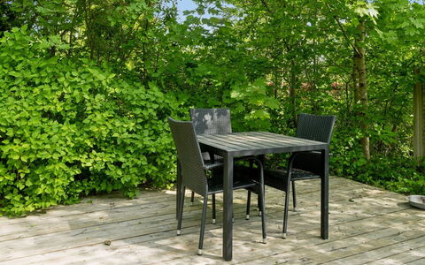 Henryette - 1.5Km from the Sea: Bois, Domicile, Porche, Plate-Forme, Dur, Toit, Tache De Bois, Parquet, Eco Hôtel
