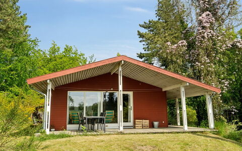 Henryette - 1.5Km from the Sea: Bois, Domicile, Porche, Plate-Forme, Dur, Toit, Tache De Bois, Parquet, Eco Hôtel