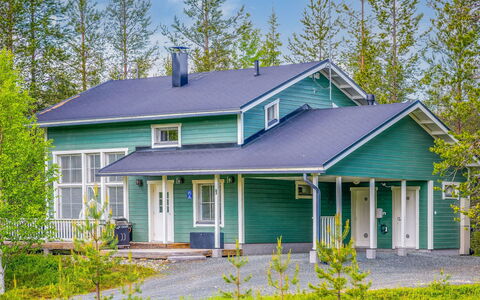 Rukan Tunturituuli: Maison, Toit, Siding, Domicile, Chalet, Peindre, Biens, Ferme, Banlieue, Porche