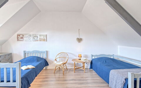 Ker Lolis: Meubles, Sol, Sol, Design Intérieur, Chambre, Lit, Parquet, Bois, Plafond, Pièce