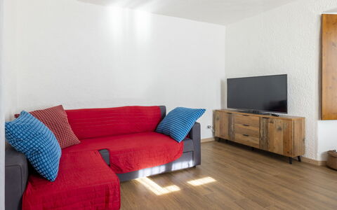 Morelli: Meubles, Propriété, Cabinetry, Confort, Bois, Design Intérieur, Canapé, Rectangle, Sol