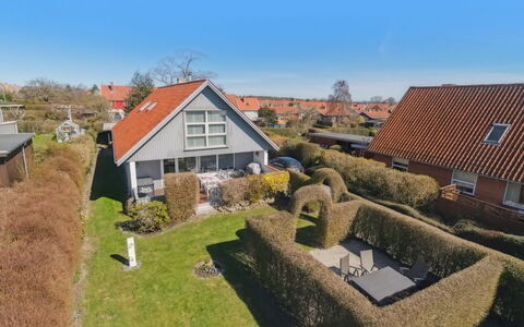 Annvy - 1Km from the Sea: Appartement, Condominium, Biens, Balcon, Villa, Hôtel