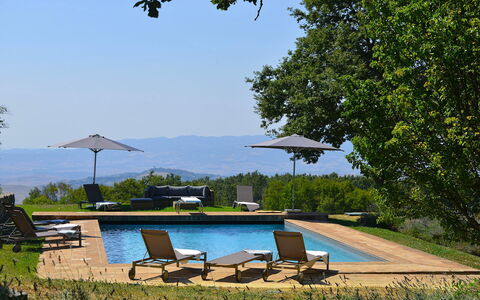 Villa Il Troscione: Piscine, Balancelle, Mobilier De Jardin, Ombre, Recours, Jardin, Aménagement Paysager, Eco Hôtel, Chaise Longue, Parapluie