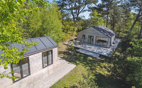 Dagino - 200M from the Sea