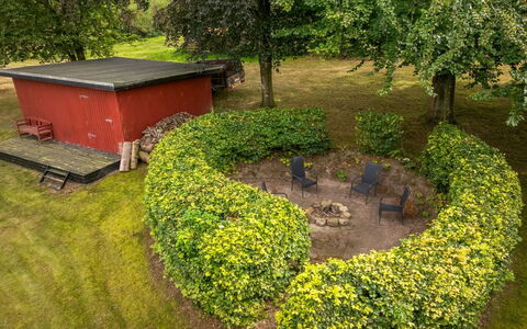 Jantje - 500M to the Fjord: Feuille, Arbuste, Jardin, Couverture De Sol, Pelouse, Printemps, Arrière-Cour, Aménagement Paysager, Cour, Haie