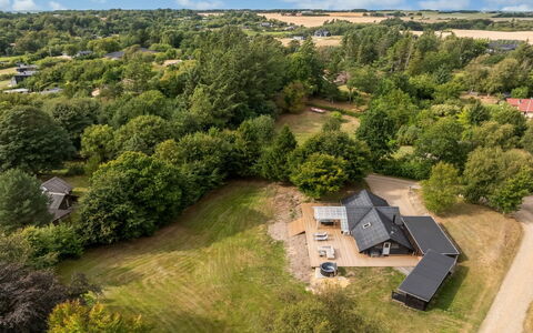 Jantje - 500M to the Fjord: Arbre, Paysage, Plaine, Maison, Domicile, Zone Rurale, Lot Terre, Toit, Chalet
