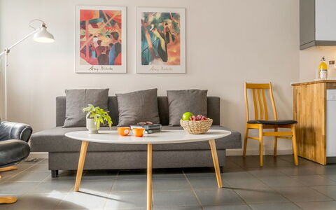 Arton - from the Sea: Meubles, Sol, Design Intérieur, Bois, Sol, Table, Salon, Parquet, Canapé, Pot De Fleur