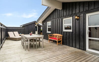 Apelone - 280M from the Sea
