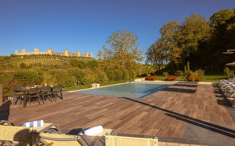 La Capanna, Borgo Campassini, Monteriggioni: Meubles, Mobilier De Jardin, Jardin, Chaise, Tableau De Plein Air, Eco Hôtel, Ombre, Piscine, Balancelle, Aménagement Paysager