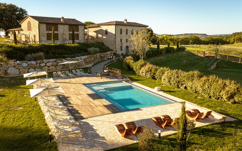 La Capanna, Borgo Campassini, Monteriggioni: Piscine, Lot Terre, Biens, Ferme, Recours, Villa, Chalet, Mobilier De Jardin, Jardin, Aménagement Paysager