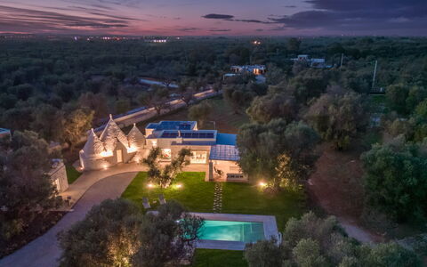 Trullo Brenda: Biens, Jardin, Pelouse, Aménagement Paysager, Manoir, Parc, Villa, Ferme