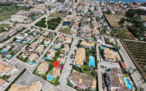 Maison Xoriguer: Zone Résidentielle, Vue Du Ciel, Photographie Aérienne, Zone Urbaine, Ville, Quartier, Paysage, Maison, Design Urbain, Banlieue