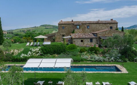 Prugnolo: Aliments, Jardin, Biens, Aménagement Paysager, Arrière-Cour, Villa, Piscine, Produire