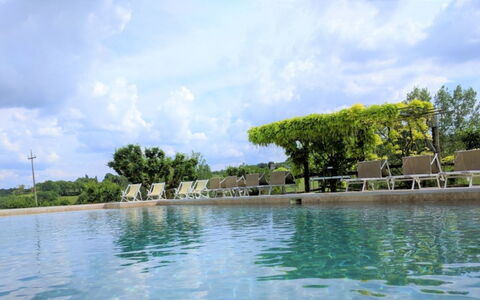 Podere della Bruciata: Piscine, Mobilier De Jardin, Loisir, Parapluie, Recours, Balancelle, Tropiques, Caractéristique De L'Eau, Ville Resort, Eco Hôtel