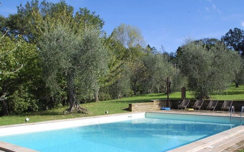Podere Torre: Piscine, Recours, Ombre, Biens, Hacienda, Mobilier De Jardin, Jardin, Eco Hôtel, Thermes, Arrière-Cour