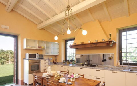 Bagnoletto: Design Intérieur, Meubles, Sol, Bois, Domicile, Plafond, Luminaire, Cuisine, Sol, Éclairage