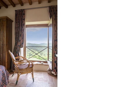 Villa Torre: Meubles, Vallée, Chaise, Tache De Bois, Balcon, Linge, Réservoir, Dur, Tarn