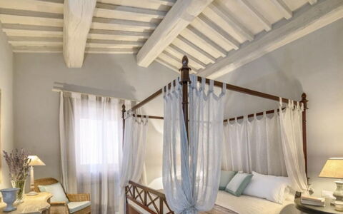 Villa Santa: Meubles, Design Intérieur, Sol, Sol, Lit, Mur, Chambre, Plafond, Bois, Pièce
