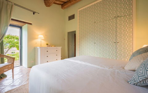 Villa Sibilla: Meubles, Design Intérieur, Sol, Plafond, Sol, Éclairage, Chambre, Lit, Pièce, Literie