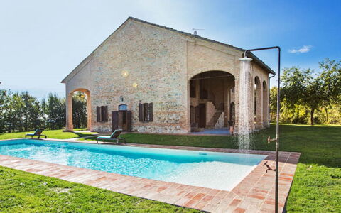 Cascina del Castello: Architecture, Porte, Composite, Biens, Piscine, Ferme, Hacienda, Cour, Villa, Arrière-Cour