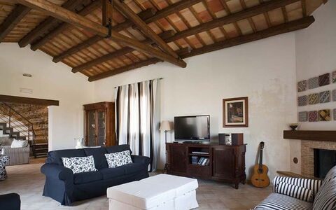 Villa dello Zingaro: Meubles, Design Intérieur, Mur, Sol, Bois, Sol, Canapé, Pièce, Salon, Domicile