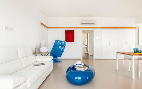Villa delle Palme: Design Intérieur, Meubles, Sol, Sol, Bois, Plafond, Appartement, Pièce, Salon, Éclairage