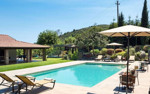 Villa Etna: Piscine, Mobilier De Jardin, Recours, Parapluie, Loisir, Eco Hôtel, Ombre, Balancelle, Hacienda, Aménagement Paysager