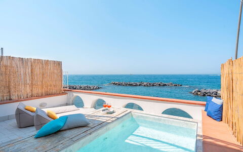 Villa Luce: Bleu, Mer, Océan, Recours, Ombre, Côte, Plage, Mobilier De Jardin, Hôtel, Piscine