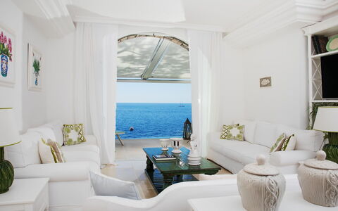 Villa Ribes: Meubles, Mer, Appartement, Canapé, Recours, Côte, Océan, Throw Pillow, Chaise