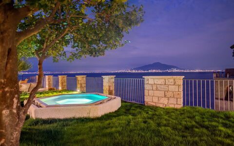 Villa Gilda: Bleu, Mer, Biens, Crépuscule, Aménagement Paysager, Côte, Recours, Villa, Piscine, Eco Hôtel