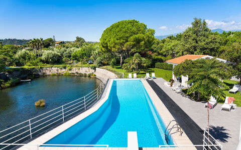 Villa del Faro: Bleu, L'Eau, Piscine, Recours, Loisir, Eco Hôtel, Ombre, Ville Resort, Hôtel