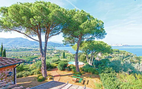 Villa Magazzini: Arbre, Végétation, Arbuste, Jardin, Mer, Suppression Des Plantes Ligneuses, Aménagement Paysager, Ombre, Océan