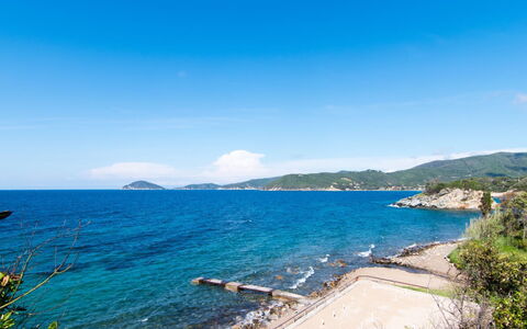 Villa Marciana: Bleu, L'Eau, Plan D'Eau, Montagnes Relief, Côte, Cotiers Et Relief Océaniques, Montagne, Mer, Horizon, Colline