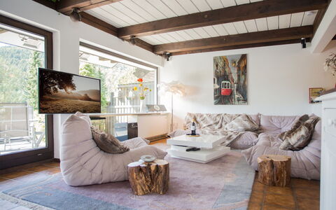 Waldblick: Meubles, Design Intérieur, Canapé, Sol, Bois, Salon, Sol, Domicile, Pièce, Plafond