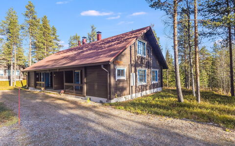 Marjarinne 8 a: Bois, Chalet, Cabane En Rondins, Forêt, Cabanon, Batiments Jardin, Mélèze, Des Bois, Tache De Bois