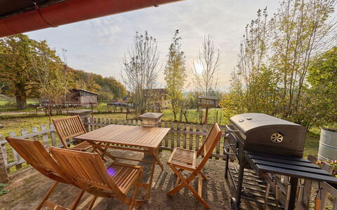 U Tety Bystré: Bois, Meubles, Table, Tableau De Plein Air, Mobilier De Jardin, Chaise, Table Cuisine Et Salle A Manger, Tache De Bois, Dur, Jardin
