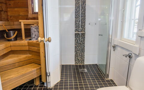 Kiehtäjän Kuohu: Sol, Sol, Salle De Bains, Design Intérieur, Luminaire Plomberie, Tuile, Plomberie, Toilette, Composite, Pièce