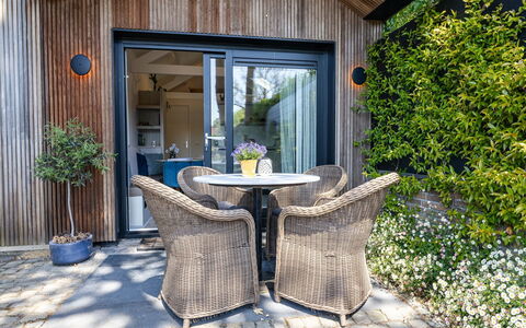 Residence Domburgse Duinen: Chalet, Domicile, Jardin, Batiments Jardin, Cour, Chaise, Siding, Arrière-Cour, Ombre, Mobilier De Jardin