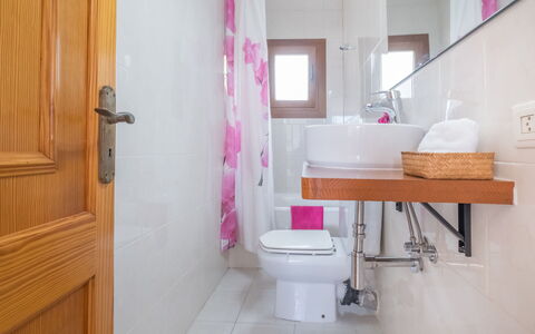 De Vacances: Piscine, Recours, Appartement, Hôtel, Condominium, Ville Resort, Thermes, Villa, Eco Hôtel