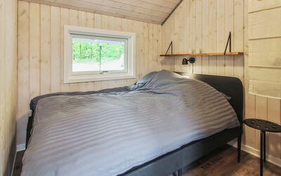Lenya - 33Km from the Sea