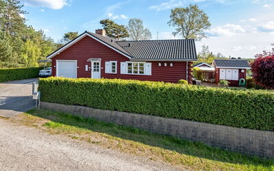 Ingert - 1Km from the Sea