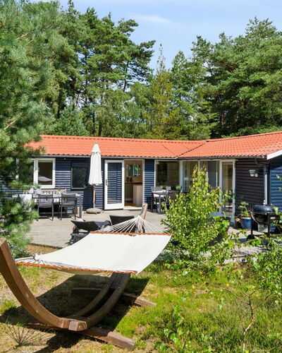 Sylvie - 400M from the Sea