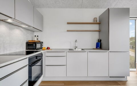 Kjeld - from the Sea: Cuisine, Appareil De Cuisine, Comptoir, Sol, Principaux Appliance, Bois, Design Intérieur, Cabinetry, Meubles, Électroménager